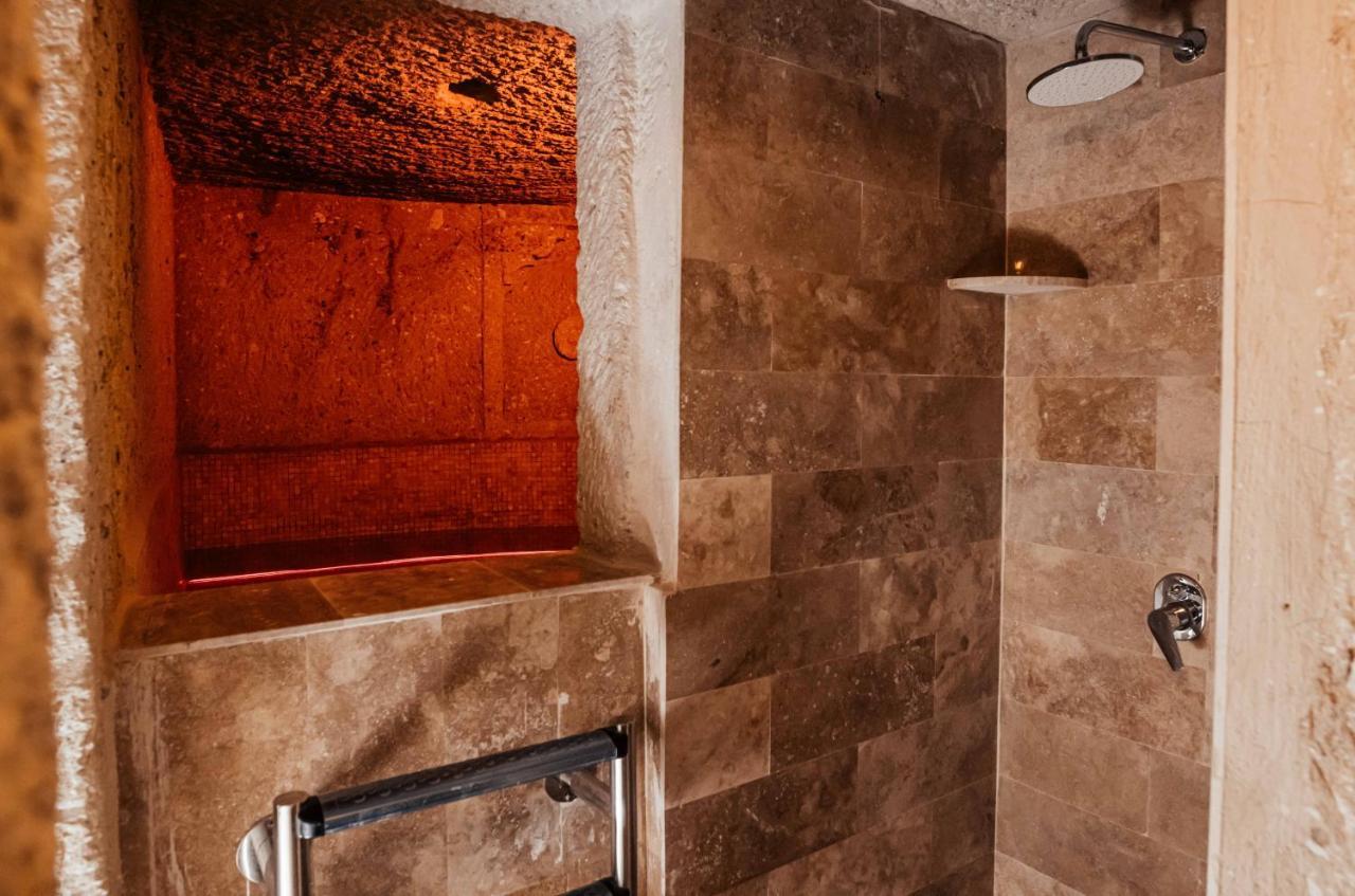 Bayar Cave Suites Юргюп Екстериор снимка